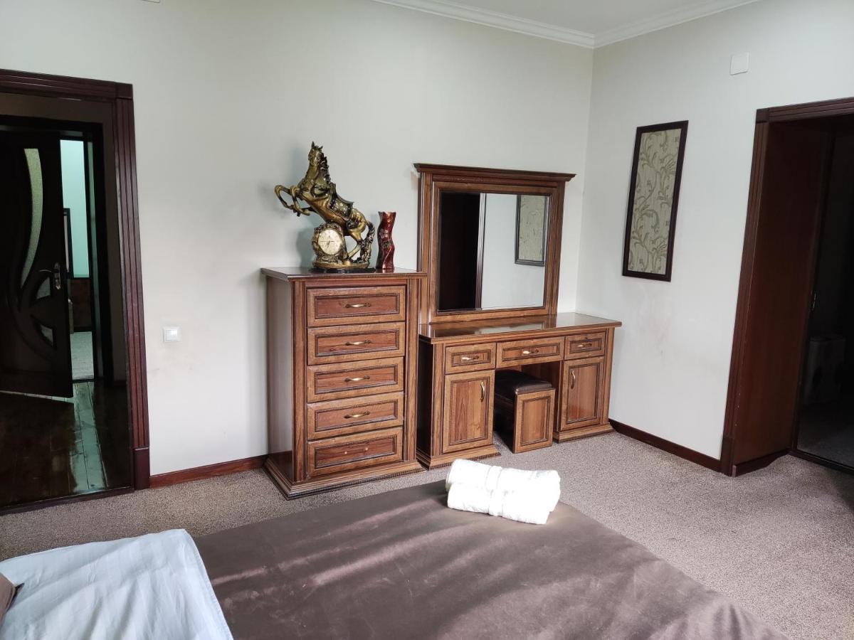 Al Mirjon Hotel Bukhara Bagian luar foto
