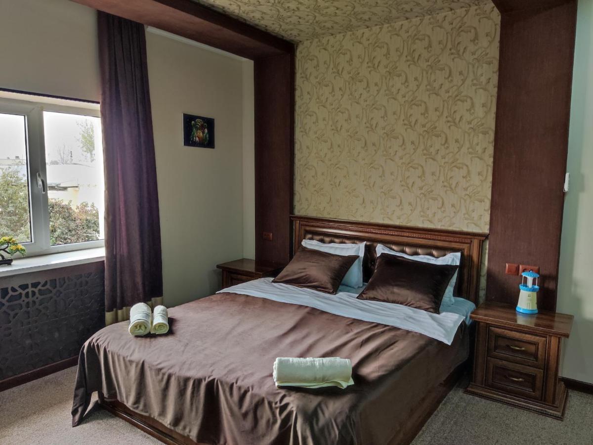 Al Mirjon Hotel Bukhara Bagian luar foto