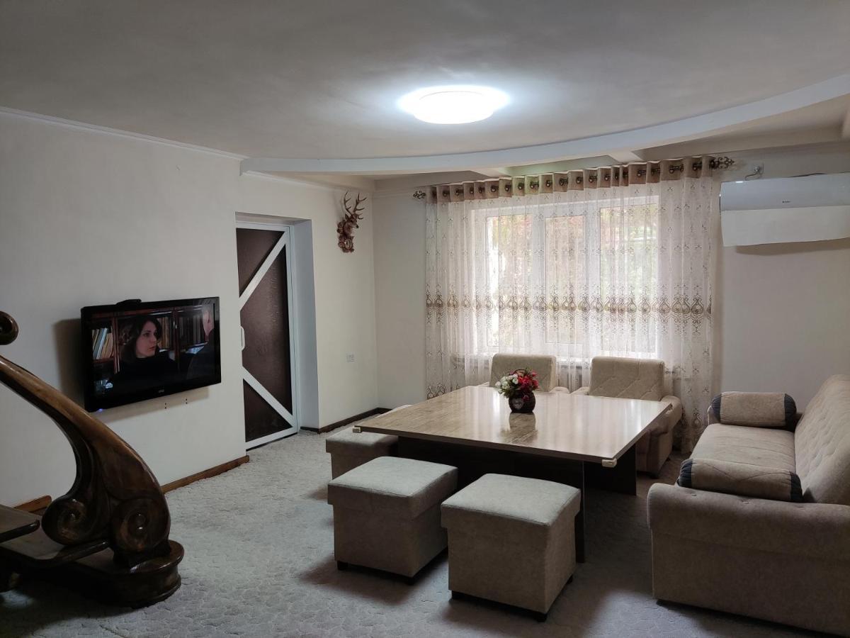 Al Mirjon Hotel Bukhara Bagian luar foto