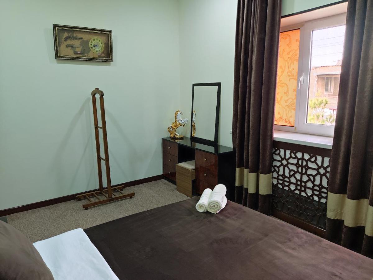 Al Mirjon Hotel Bukhara Bagian luar foto
