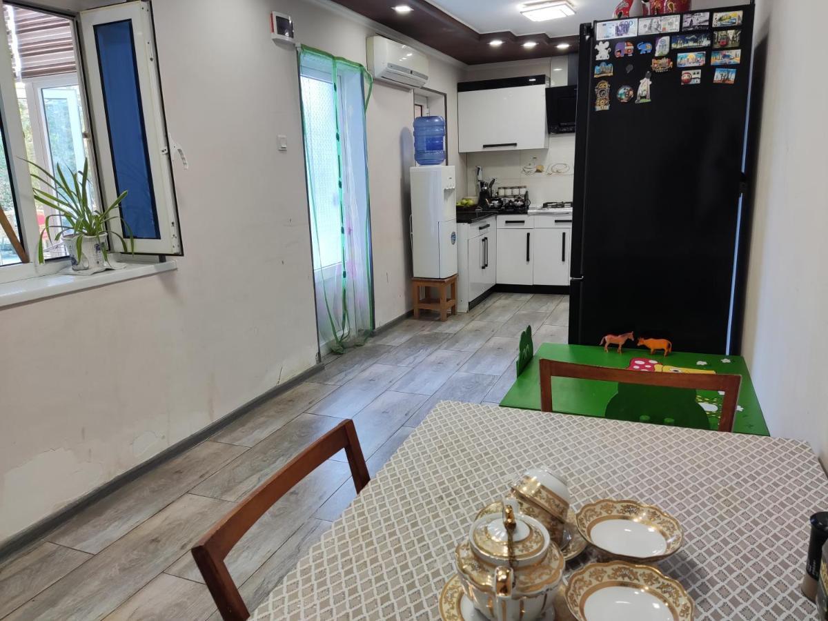 Al Mirjon Hotel Bukhara Bagian luar foto