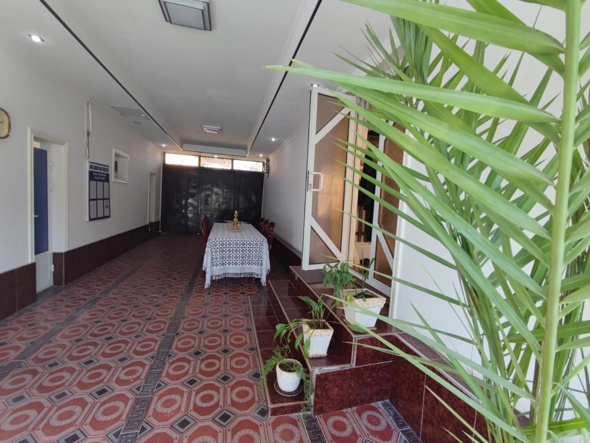 Al Mirjon Hotel Bukhara Bagian luar foto